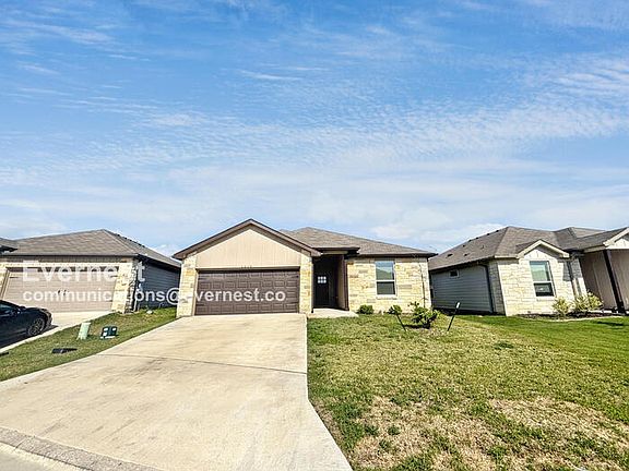 2nd image of 2239 Hornbeam St