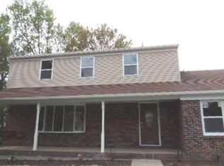 896 Schoolhouse Ln, Dover, DE 19904