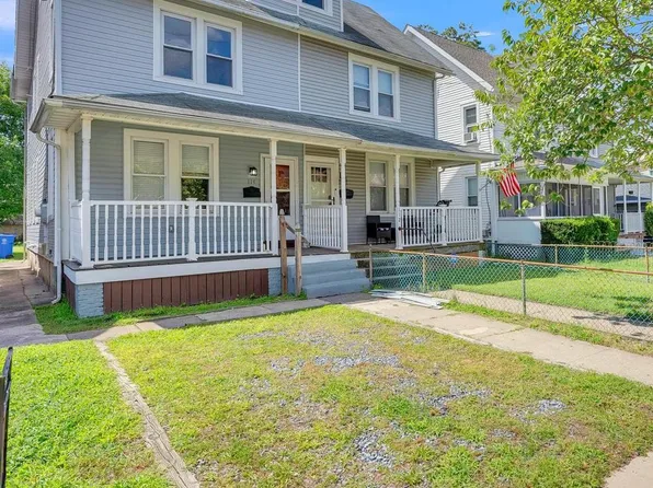 114 Delaware Ave, Riverside, NJ 08075