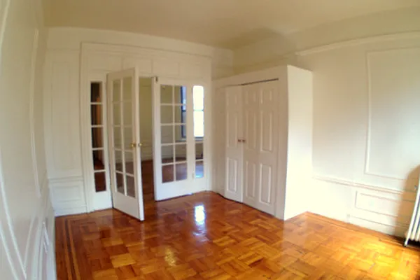 Rented by The State Street Consultancy | media 4