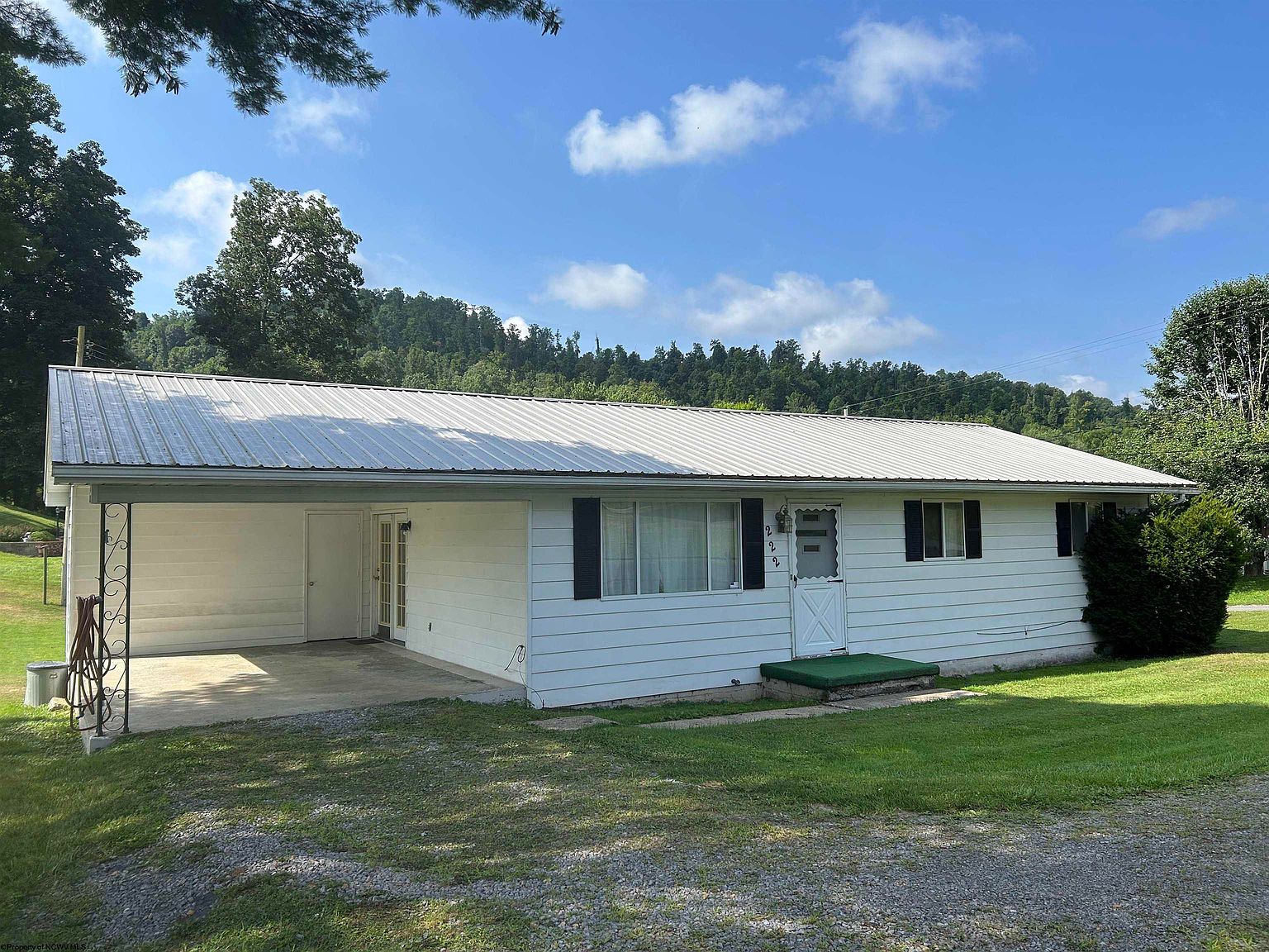 222 Chestnut Ave, Mannington, WV 26582 Zillow