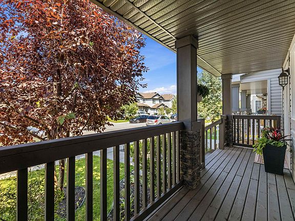 5th image of 12305 173a Ave NW