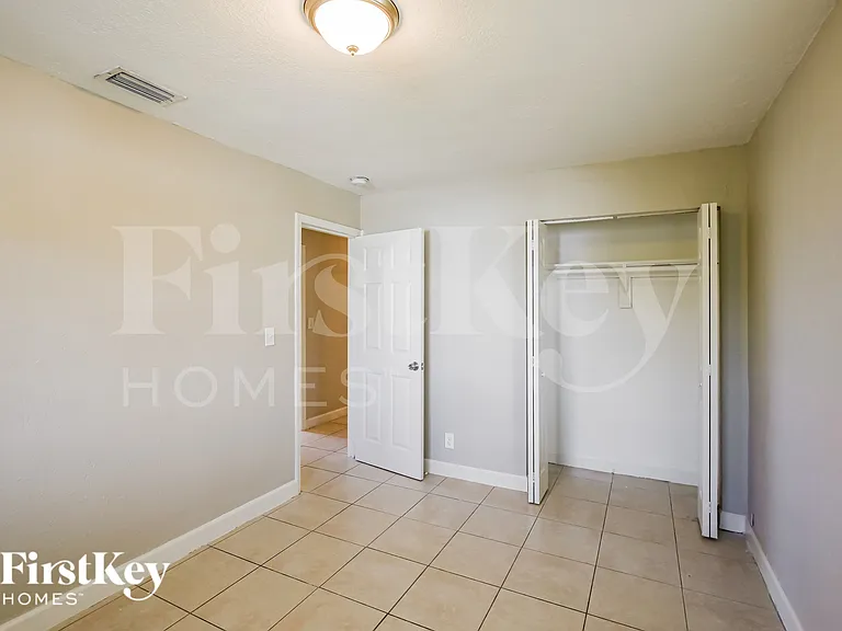 5980 NW 24th Ct — Photo 15