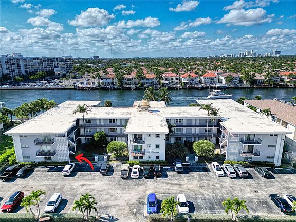 4th image of 2600 S Ocean Drive #113