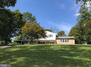 4185 New Holland Rd, Mohnton, PA 19540