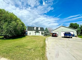 500 4th Ave W, Ranchester, WY 82839
