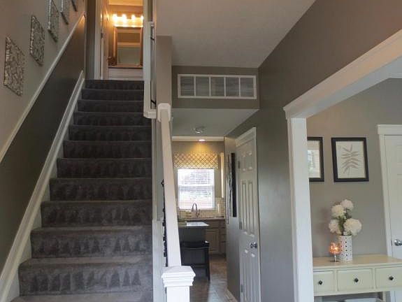 3rd image of 7811 Birch Creek Dr