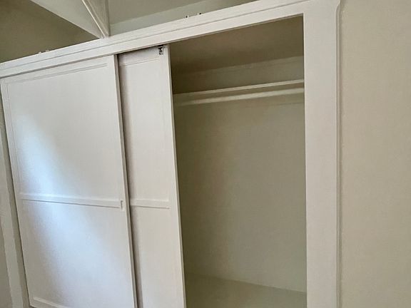 5th image of 2135 N Beachwood Dr APT 8