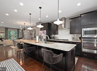 1141 S Monroe St, Arlington, VA 22204