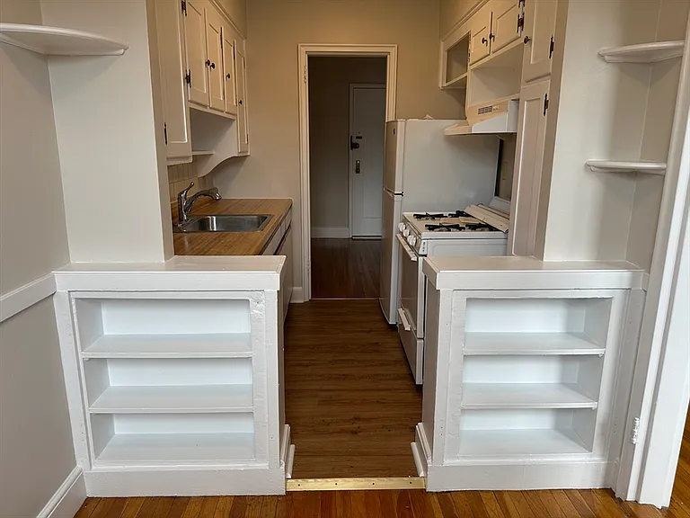 24 Concord Ave #414 — Photo 5