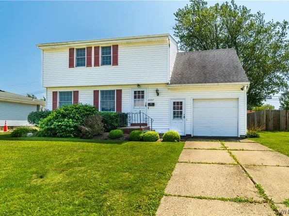 4297 Elmwood Ave, Buffalo, NY 14219