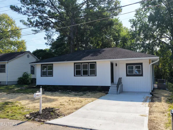 2728 Arbor Pl, Knoxville, TN 37917