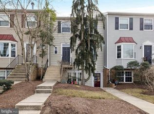 4241 Stockbridge Dr, Dumfries, VA 22025