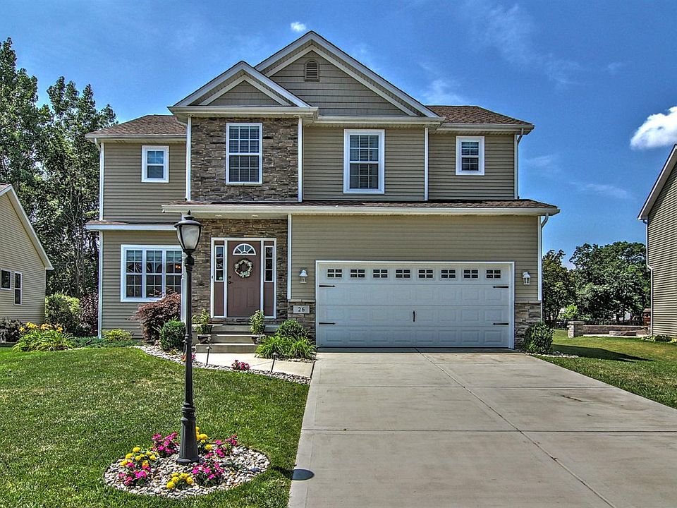 1st image of 26 W Shakespeare Dr