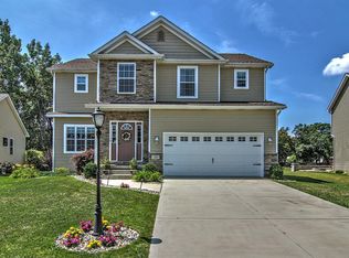 26 W Shakespeare Dr, Valparaiso, IN 46383