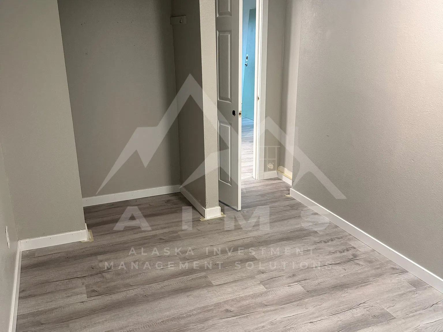 3 bed, 1100 sqft, $1,800 — Photo 3