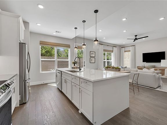 5th image of 258 Estates Cir