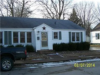 411 Walnut St photo 1