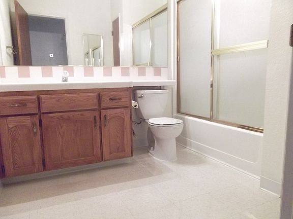 3rd image of 7350 N Cedar Ave APT 224