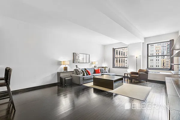 Rented by (Legacy) Elegran | media 10