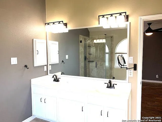 2546 Woodland Village Pl — Photo 10