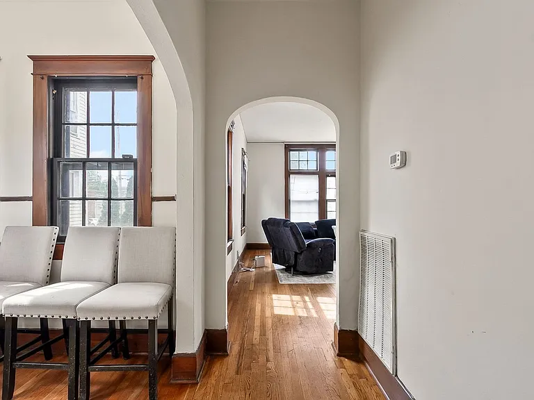 1304 Riverside Dr — Photo 34