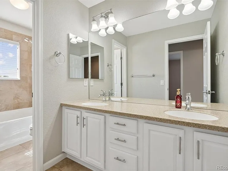 16639 Dyer Way — Photo 18