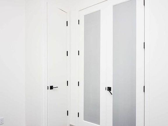 5th image of 250 Winthrop St #1L
