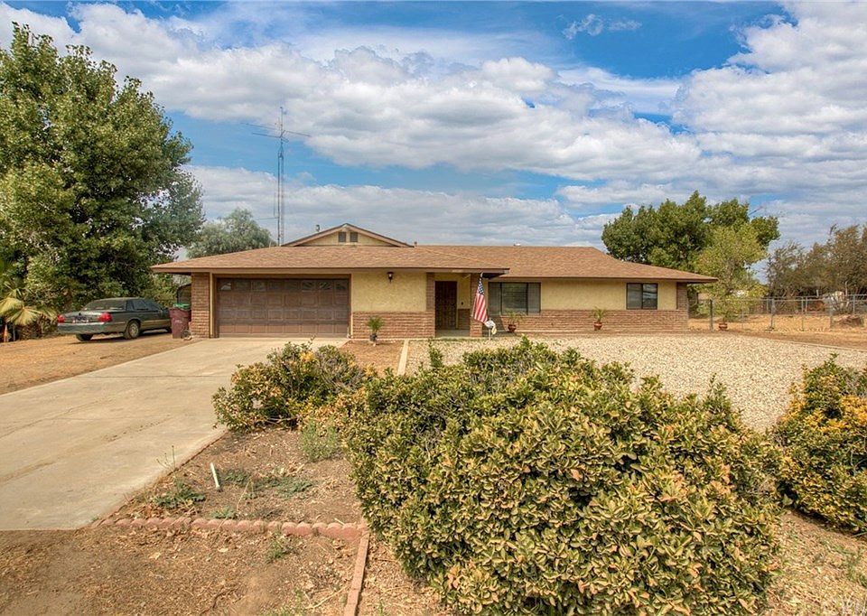 1st image of 28918 Nuevo Valley Dr