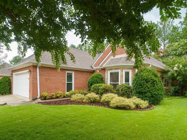 328 Willow Crest Ln, Birmingham, AL 35244