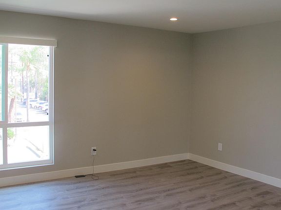 4th image of 1136 N Central Ave APT 206