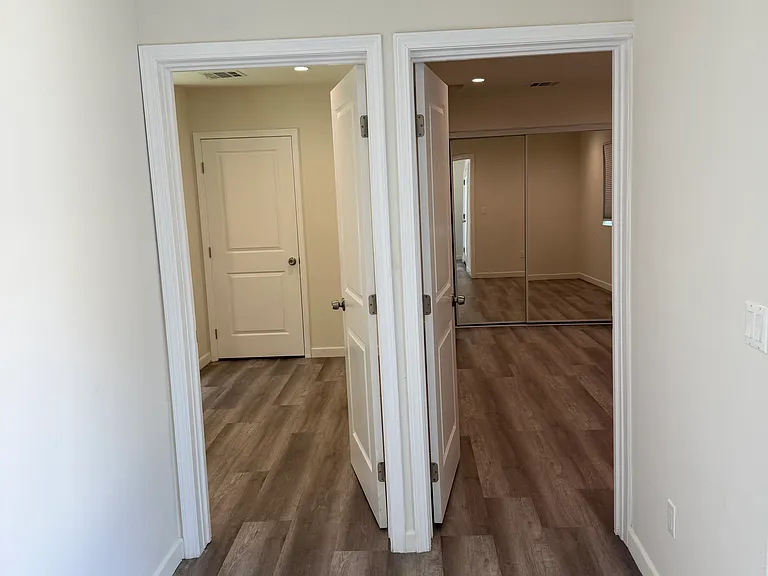 1440 N Allen Ave #B — Photo 10