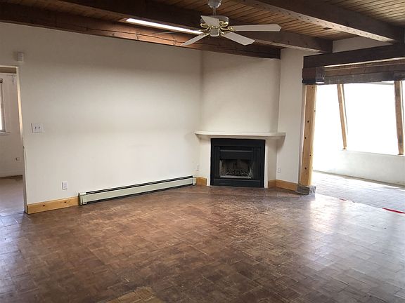 4th image of 704 Juniper Dr