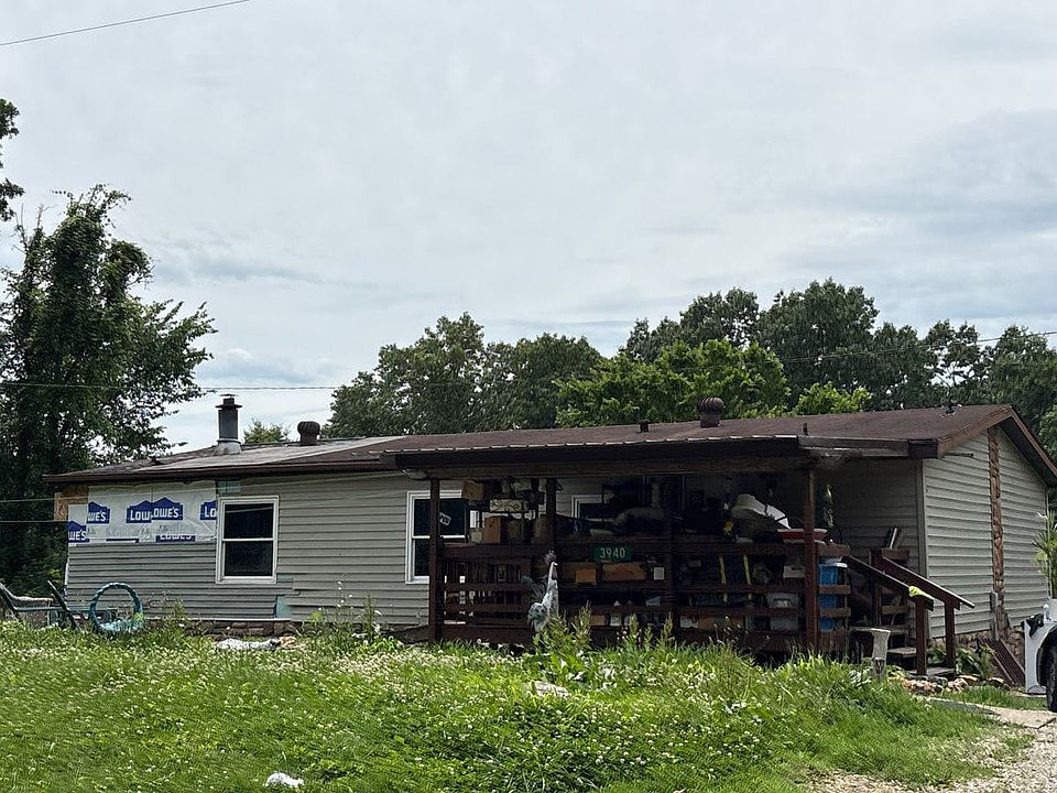 2nd image of 3940 Knight Ridge Rd