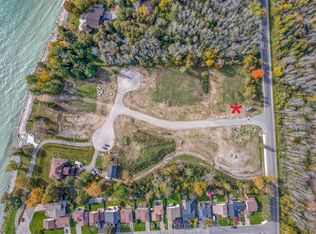207 Suzanne Mess Blvd, Cobourg, ON K9A 3L3
