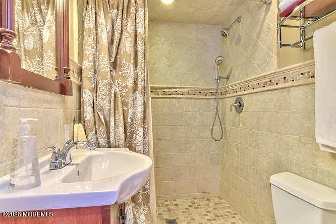 106 Elizabeth Ave — Photo 18