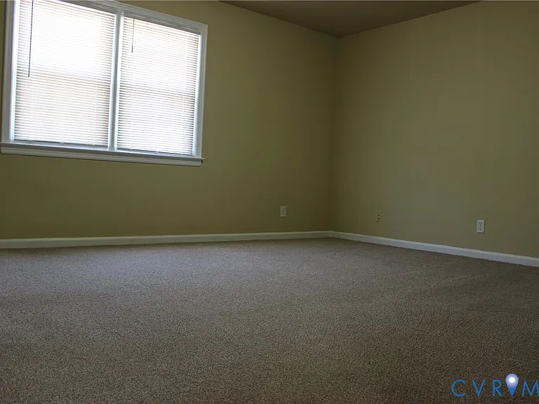 110 Dupuy Ave — Photo 16