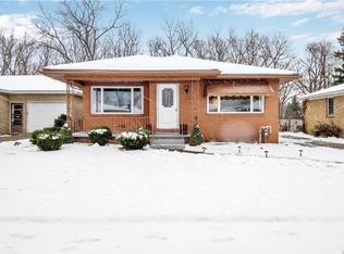 19 Trudy Ln, Cheektowaga, NY 14227