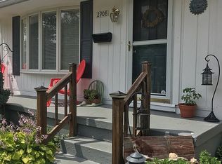 2908 Wyndale Rd, Toledo, OH 43613