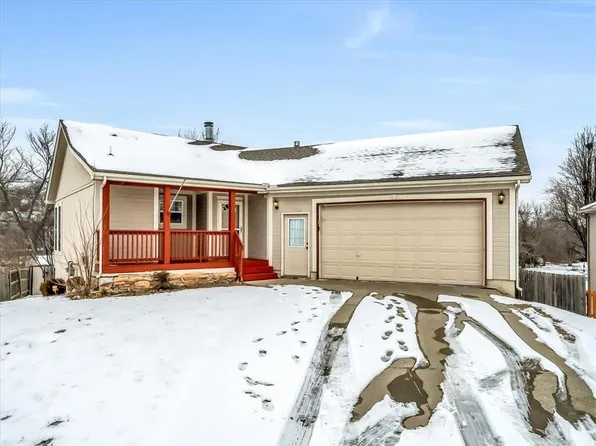 11720 Forest Ct, Kansas City, MO 64131