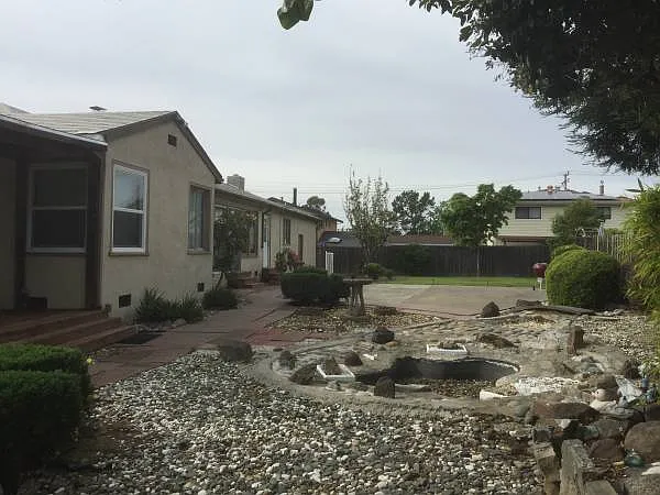 25386 Uvas Ct — Photo 20
