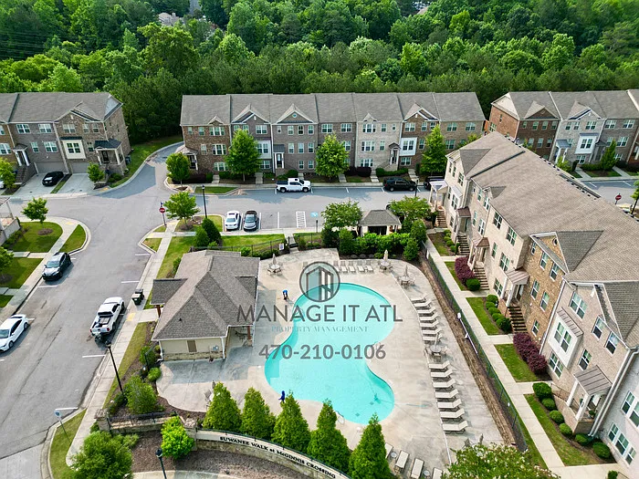 3 bed, 3.5 bath, 2121 sqft, $2,699 — Photo 4