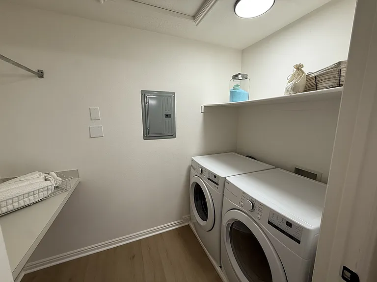8096 N Ridge Loop #D9 — Photo 11