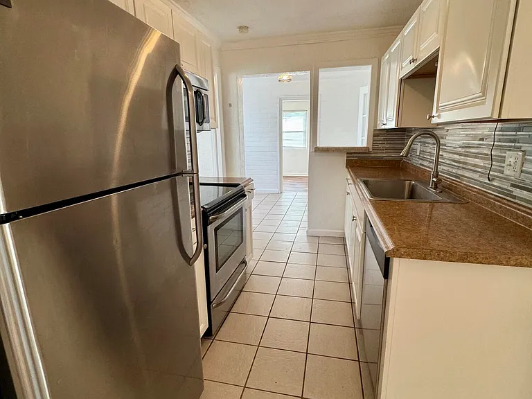 288 Boylston Ave — Photo 16