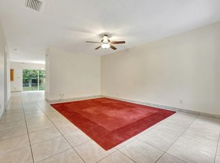 8140 NW 40th St #8140, Pompano Beach, FL 33065