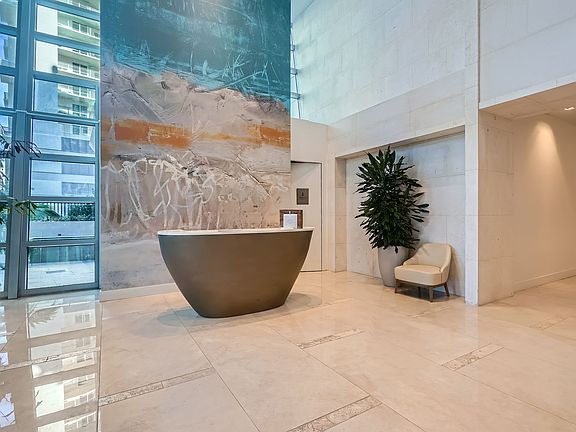 4th image of 3100 N Ocean Dr #1007