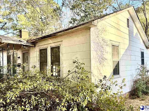 2nd image of 421 Bell Ave