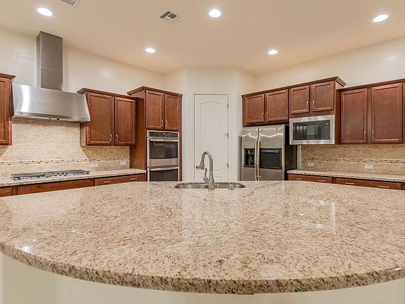 3rd image of 9361 W Daley Ln