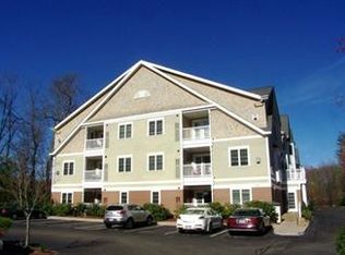 190 Chickering Rd UNIT 308D, North Andover, MA 01845