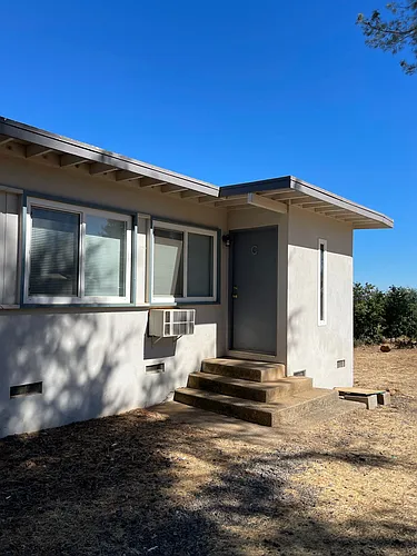 5519 Paloma Ave #A-C Photo 1 5519 Paloma Ave #A-C Photo 1